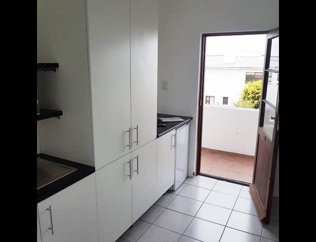 1 BEDROOM APARTMENT RENTED IN SUMMERSTRAND